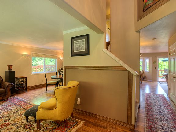 3rd image of 19009 93rd St SE