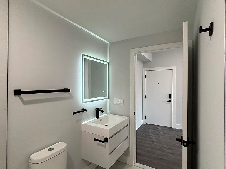 1108 W Dauphin St #2B — Photo 8