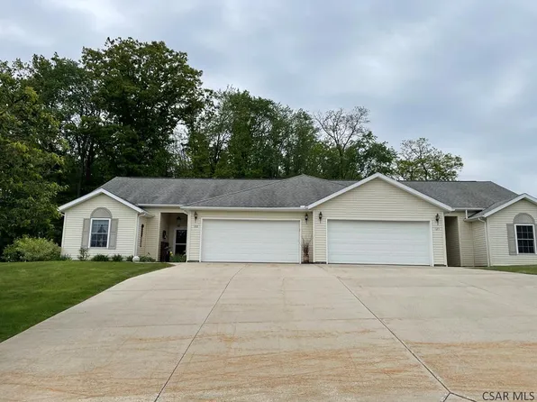 122 Julz Dr, Johnstown, PA 15904