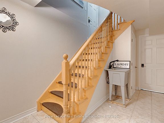 5th image of 41 Greenview Cir