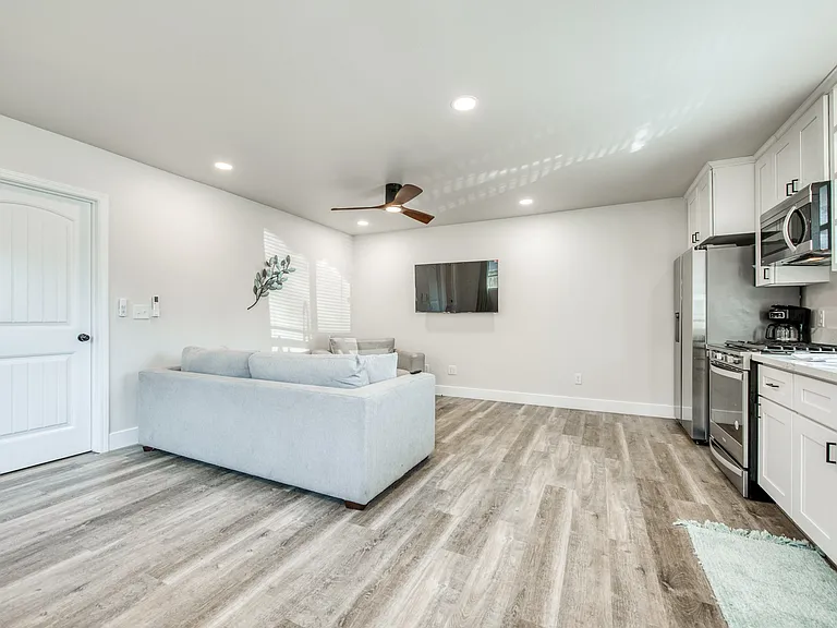 5529 N Feland Ave — Photo 5