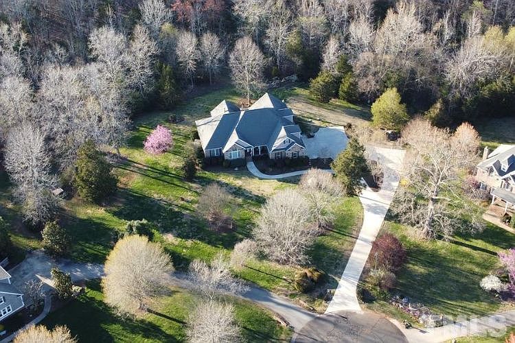 1st image of 614 Lee Fox Ln