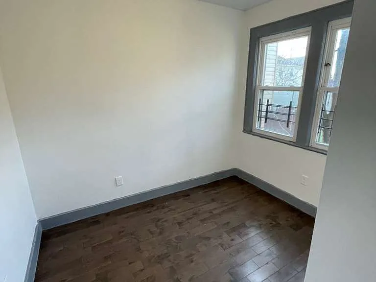 433 S 14th St #1A — Photo 3
