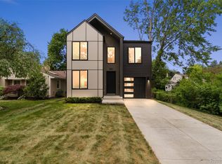 1821 Clifton Ave, Royal Oak, MI 48073