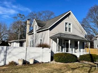 703 N Harrison St, Ludington, MI 49431