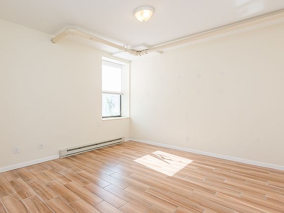 5th image of 24-55 27th St #Ll1