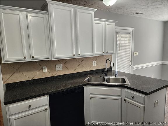 5th image of 136 Cross Creek Dr