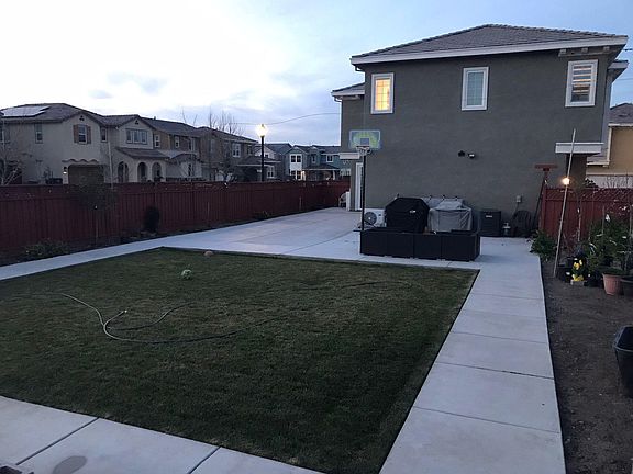 4th image of 1430 S Sauvignon St