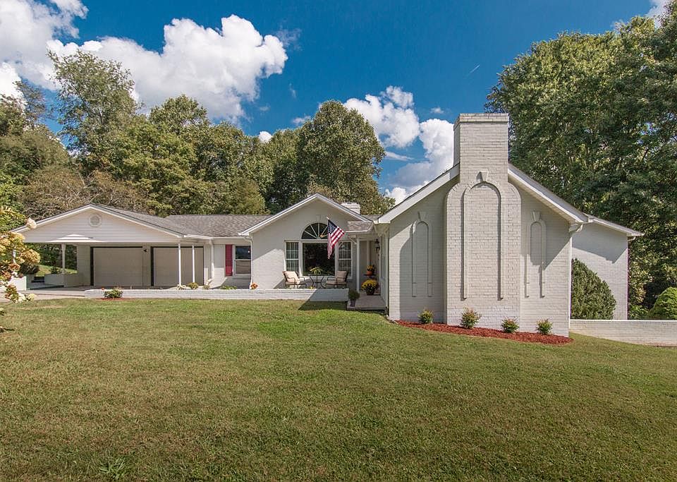 1st image of 15686 Monticello Dr