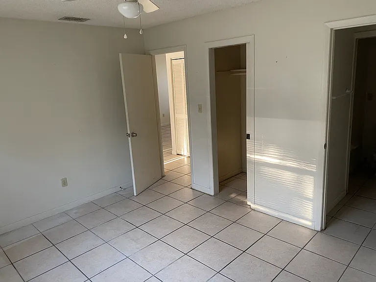 330 Country Lane Dr #330 — Photo 9