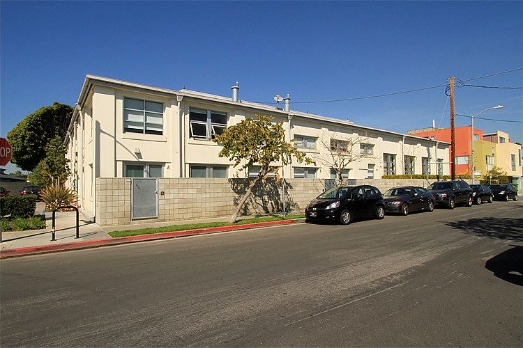 1st image of 2100 Abbot Kinney Blvd Unit E