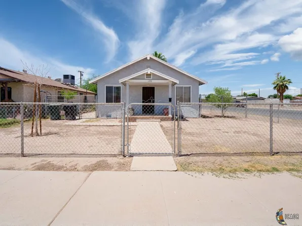 1195 E St, Brawley, CA 92227