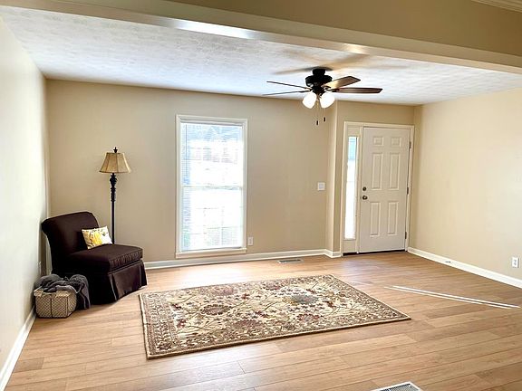 5th image of 1202 Buena Vista Dr