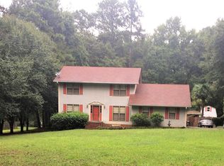 425 Hickory Ln, Griffin, GA 30223