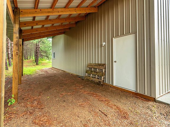 4th image of 20265 Swenson Dr