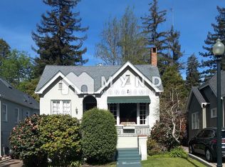 1186 Trestle Glen Rd, Oakland, CA 94610