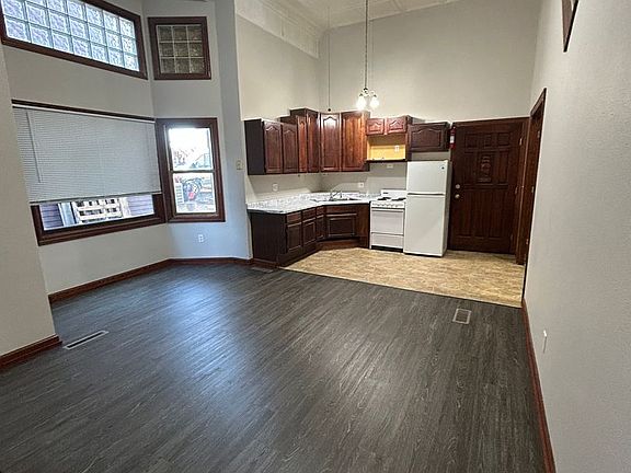 2nd image of 208-212 S Minnesota Ave #102