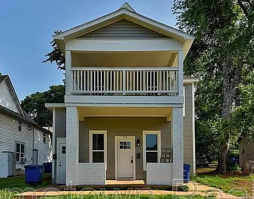 516 E Harrison Ave #A Photo 1