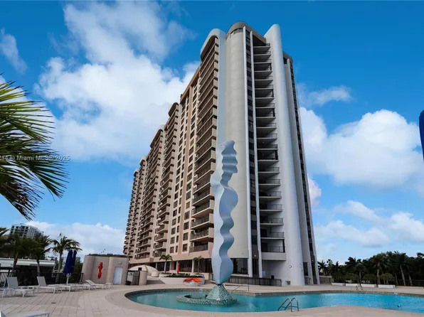 1800 NE 114th St APT 508, Miami, FL 33181