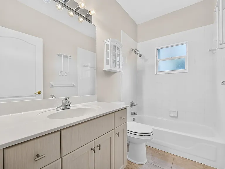 506 Tyler Ave — Photo 30