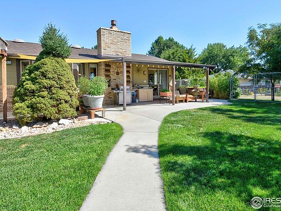 4th image of 9438 Anhawa Ave