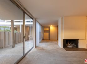 833 Moraga Dr, Los Angeles, CA