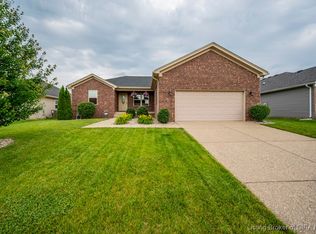 7606 Samuel Dr, Sellersburg, IN 47172