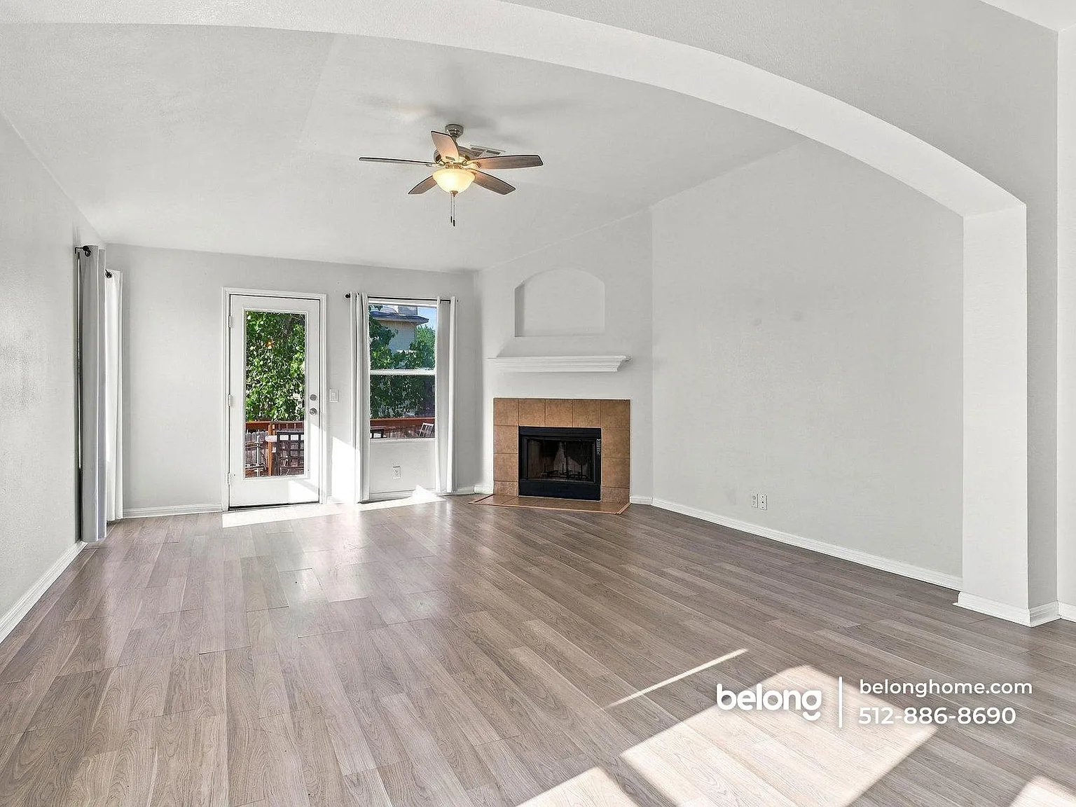 4 bed, 2.0 bath, 1877 sqft, $2,195 — Photo 4