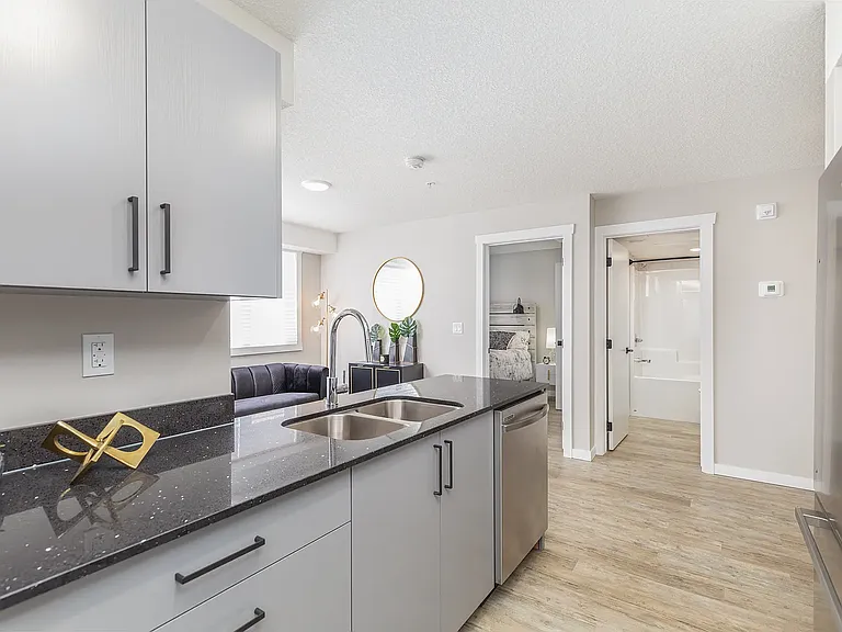 181 Skyview Bay NE — Photo 23