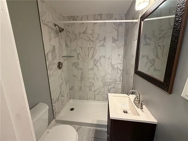 8421 Cohn St — Photo 11