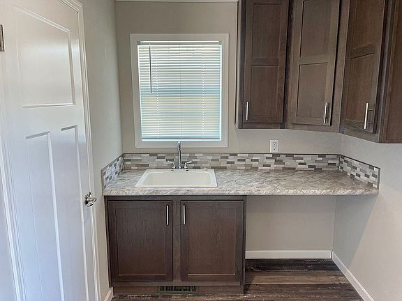 4th image of 13427 Providence Ct