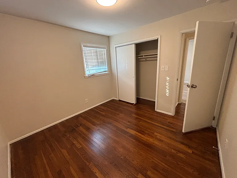4212 Princeton Ave — Photo 12