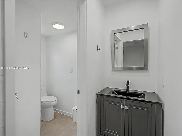 5917 SW 62nd Ter — Photo 20