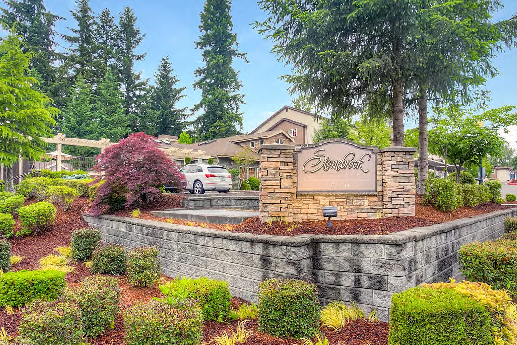 Stonebrook — Photo 1