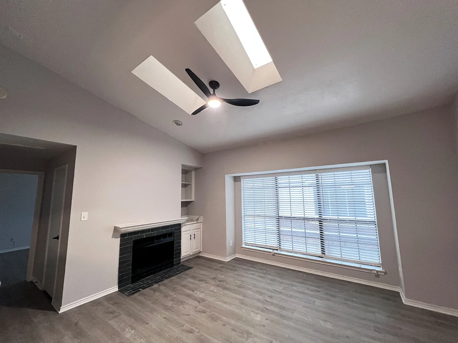 1 bed, 702 sqft, $1,395 — Photo 3