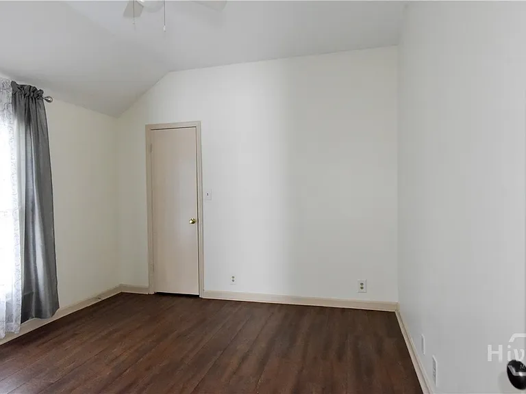 302 E Jefferson St #2 — Photo 14