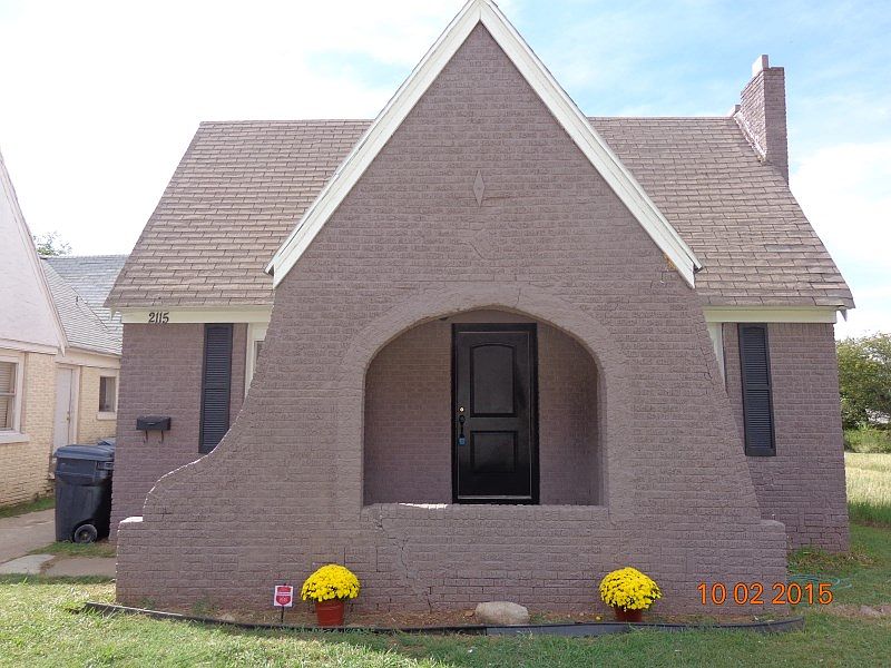 1st image of 2117 N Everest Ave