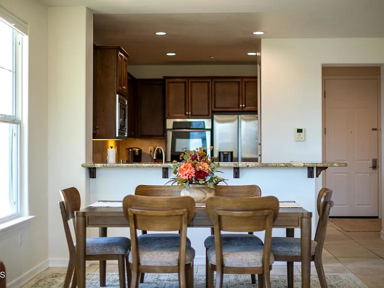 1538 Seabridge Ln — Photo 21