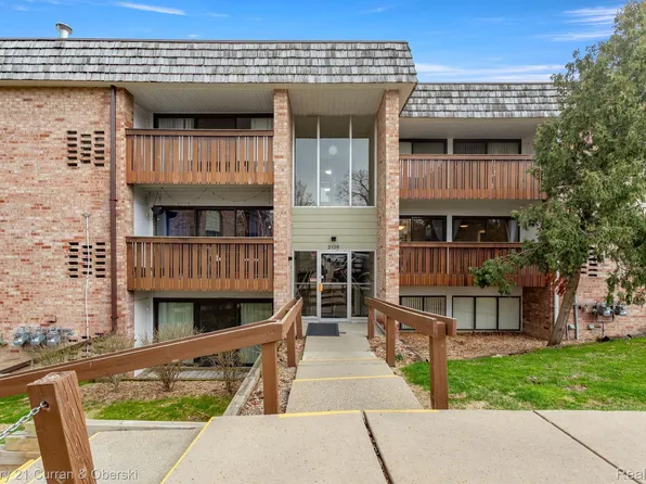 2126 Pauline Blvd APT 202, Ann Arbor, MI 48103