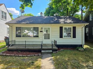 1412 E Hayes Ave, Hazel Park, MI
