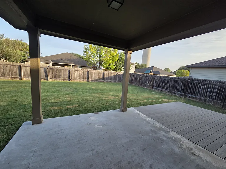 945 Cypress Ml — Photo 27