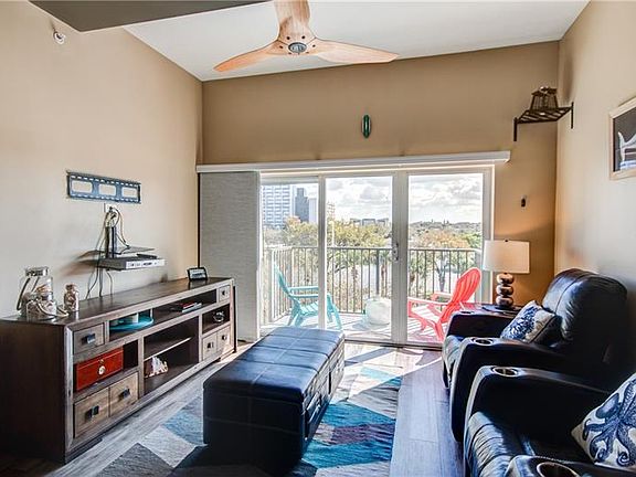 4th image of 1010 Central Ave APT 320