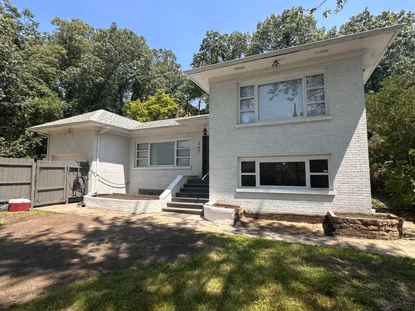 307 N Lake St, Gary, IN 46403