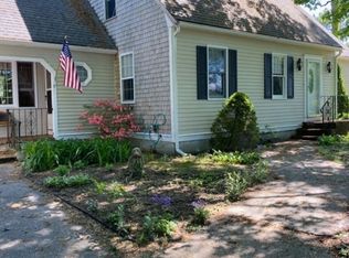 51 Nye Ln, Bourne, MA 02532