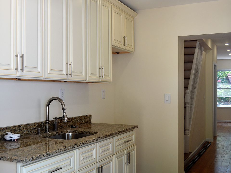 1st image of 13153 135th St