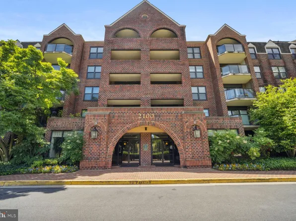 2100 Langston Blvd APT 230, Arlington, VA 22201