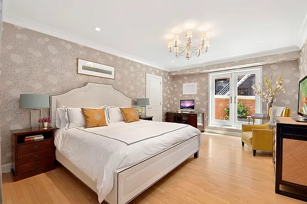 Sold by Corcoran | media 12