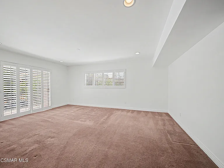 22777 Brenford St — Photo 25