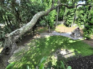 408 Bay Crossing Rd, Mount Pleasant, SC 29464