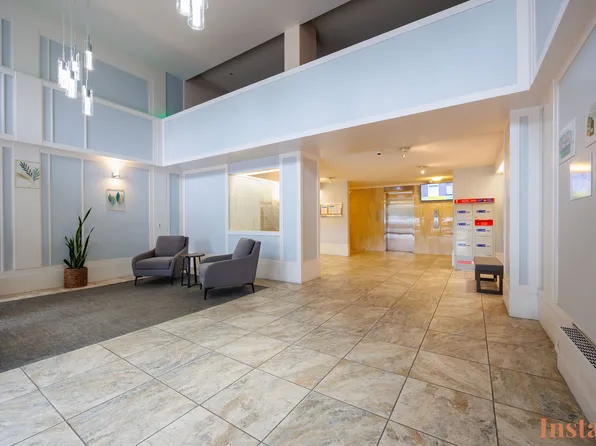 2020 Fullerton Ave, North Vancouver, BC